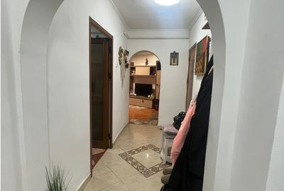 Apartament trei camere - etaj 2 - 80 mp - zona Restaurant Urban - 8