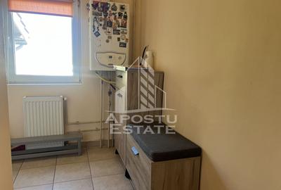 Apartament cu 2 camere de vanzare, loc de parcare, curte comuna, in Giarmata Vii - 7