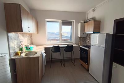 VANZARE APARTAMENT 2 CAMERE MOBILAT SI UTILAT- BALCON DESCHIS - 1