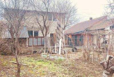 Casa “la gri” cu gradina, zona Calea Aurel Vlaicu - Bujac - 33