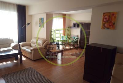 Apartament cu 4 camere decomandat, mobilat în Mihai Viteazul