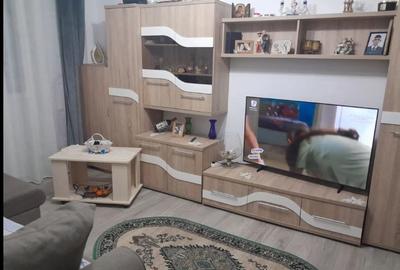 Apartament cu 2 camere decomandat în P-ța Reșița