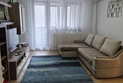 Apartament cu 2 camere, decomandat, mobilat, 52.88 mp, cu centrala termica. Solicita informatii prin WhatsApp, email sau telefon.
