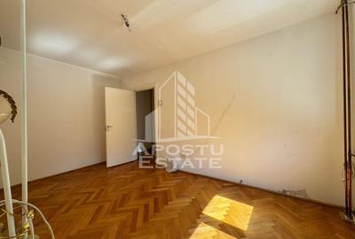 Apartament cu 3 camere, decomantat, etajul 2 , zona Spitalul Judetean - 11