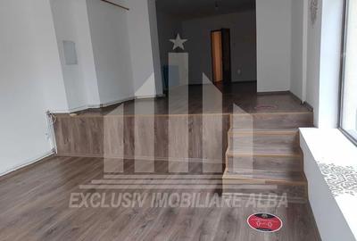 Spatiu comercial | De inchiriat | 61 mp | Cetate - 2