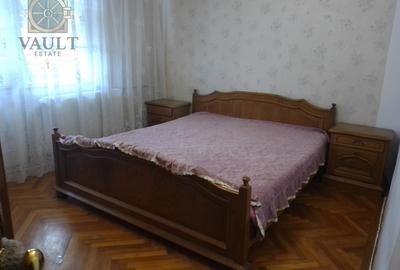 Apartament cu 3 camere decomandat, mobilat în Vitan