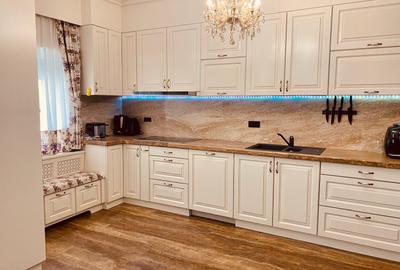 Casă cu 9 camere în Central