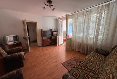 Apusului adiacent 3 camere semidec. 2 balcoane mari 95000 € - 1