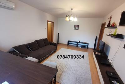 Apartament cu 3 camere semidecomandat, mobilat în Drumul Taberei