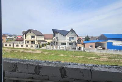 CASA P+ 1E  si  TEREN 500 MP DE VANZARE IN ANDRASESTI - 1