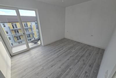 Disponibil imediat. La asfalt. Bucatarie inchisa. 2 Locuri de Parcare. - 7