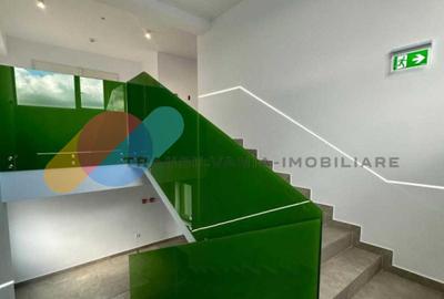Spatiu birou/ alte activitati, renovat, 177 Mp, Zona Bd. Muncii - 6