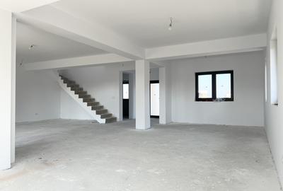 Casa Individuala, 165mp utili, 710mp teren, 4 camere, nou -  Sacalaz - 2