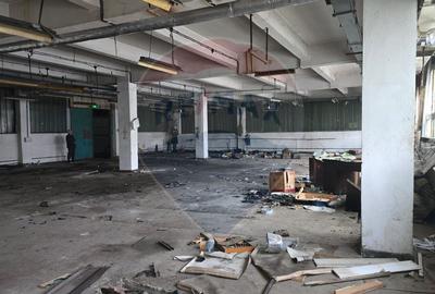 DE INCHIRIAT Spațiu comercial de 900mp în zona Nord-Est - 9