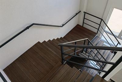 Spatii birouri/servicii - 6