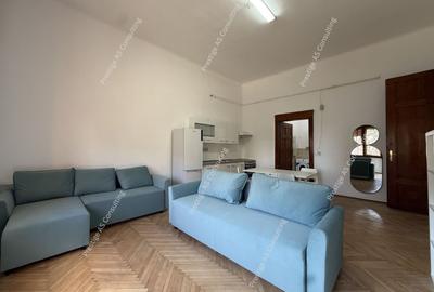 Apartament Patrimonial 150 mp | Balcon cu vedere directa spre Piata Victoriei - 3