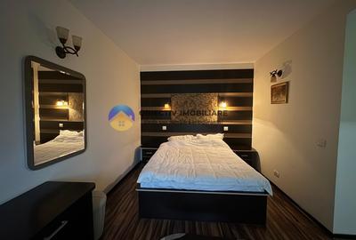 Casa cu posibilitate transformare in pensiune si teren de vanzare Piatra Neamt - 16