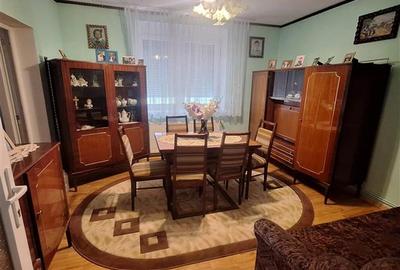 Bocsa Vasiova, Casa cocheta pentru familie, cu Gradina. - 2