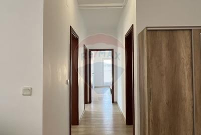 La inchiriat apartament 3 camere si parcare in Voluntari - 32