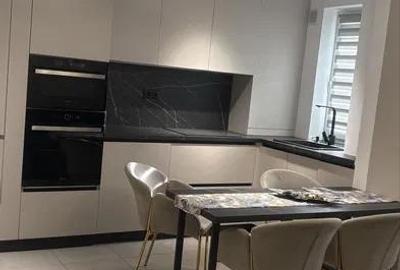 Apartament 3 camere TOP CITY CORESI cu parcare - 1