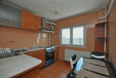 Drumul Taberei la 1 minut metrou Favorit apartament 3 camere 2 bai decomandat - 4