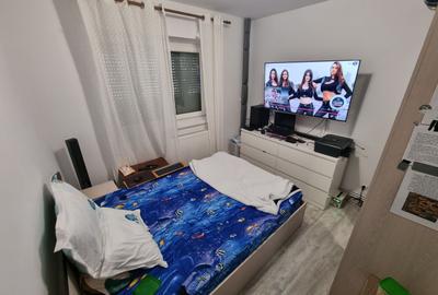 Apartament cu 2 camere semidecomandat, mobilat în Casa de Cultură