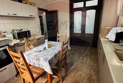 Casă / Vilă nouă cu 5 camere + casă bătranească renovată - 7