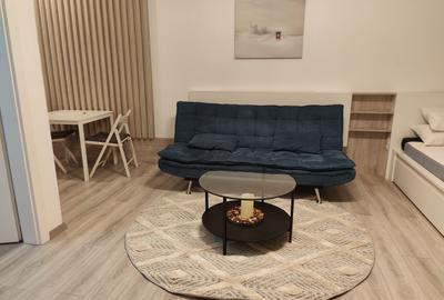 Garsonieră decomandată, mobilată în Central