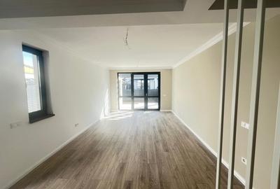 Duplex cu 3 camere în Sânpetru