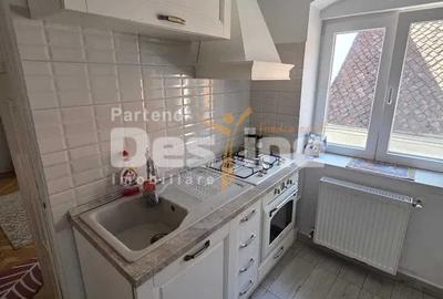 Apartament 2 camere, et. 1, proaspăt renovat, Piața Sfatului - 5
