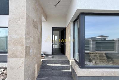 Casa Individuala - 4 camere - 2 bai - 371 mp teren - 5