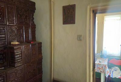 Glina - casa  batraneasca  si  teren 1159 mp - 7
