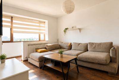Apartament cu 2 camere decomandat, mobilat în Casa de Cultură