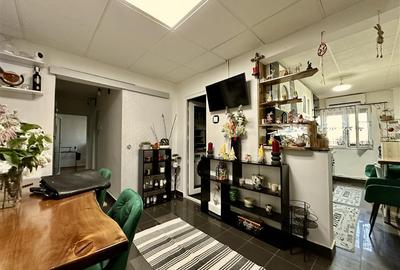 Apartament 3 camere. Arad, zona Aurel Vlaicu,  Y - ri. - 11