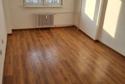 | spatiu in cladire de birouri | 4 camere | Tineretului - Timpuri Noi | - 3