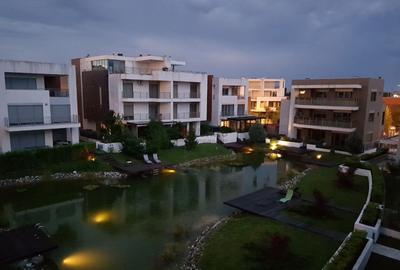 Elite Lakefront Villa – Greenlake - 5