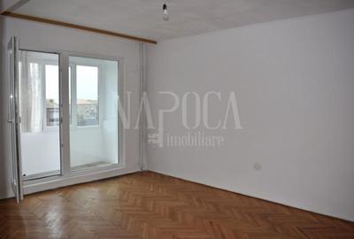 Apartament cu 4 camere decomandat în Rogerius