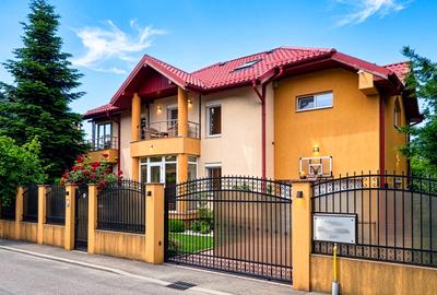Vilă P+1 în Regie Proprie | Fundație la 2m  Teren 627mp | Stradă Privată - 1