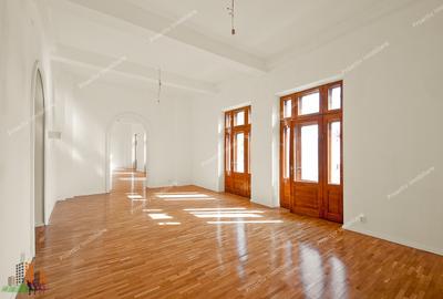 Spatiu comercial situat in Centrul orasului Galati, et. 2, 50 mp! - 1