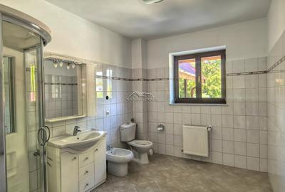 Proprietate Breaza Vila 1000mp , casa administrator , teren generos 3600mp - 21