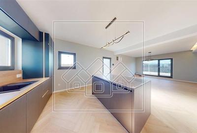 Apartament in Sibiu- 115 mp utili- 4 camere, 3 bai- 200mp curte libera - 5