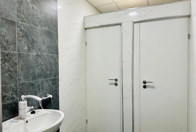 De vânzare spațiu comercial / birouri – Sector 4, lângă metrou - 7