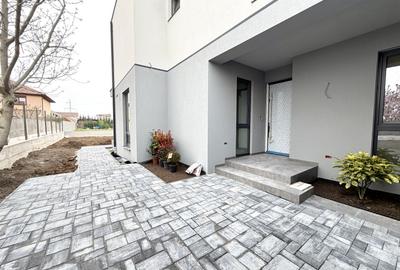 Duplex cu 5 camere în Dumbrăvița