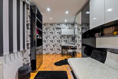 Vila P+1 cu 6 camere | Zona 23 August | Rezidential & Comercial - 13