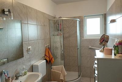 Casă individuală cu 3 camere în Negri