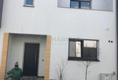 Vilă spațioasă Tunari | Curte mare | Complex închis - 4