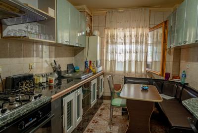 Tânăr, vrei ceva special? Onești, etaj 1, terasă cât o garsonieră. - 3