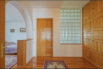Casa  arhitectura deosebita cu potential afacere - Tractorul - 5 min Coresi - 6