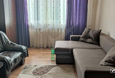 Apartament cu 2 camere semidecomandat, mobilat în Central