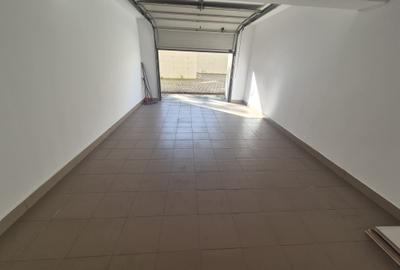 Apartament 3 camere Zamca de închiriat - 10